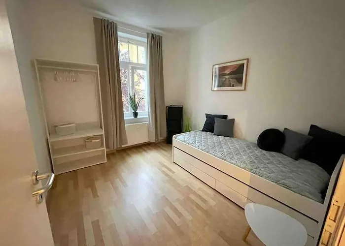 Ein Gemuetlicher Platz Im Gruenderzeitviertel
